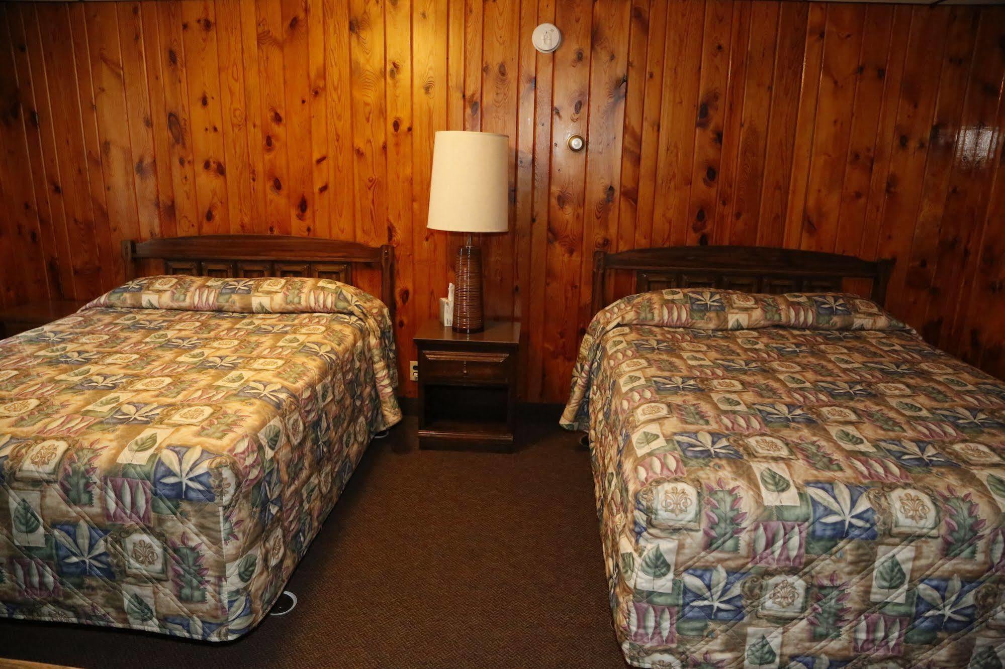 Motel Ely מראה חיצוני תמונה
