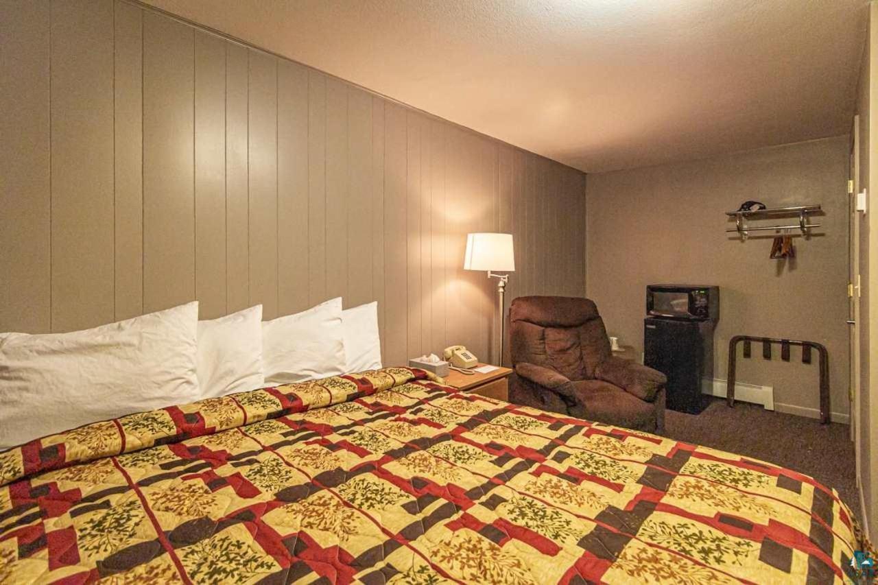 Motel Ely מראה חיצוני תמונה